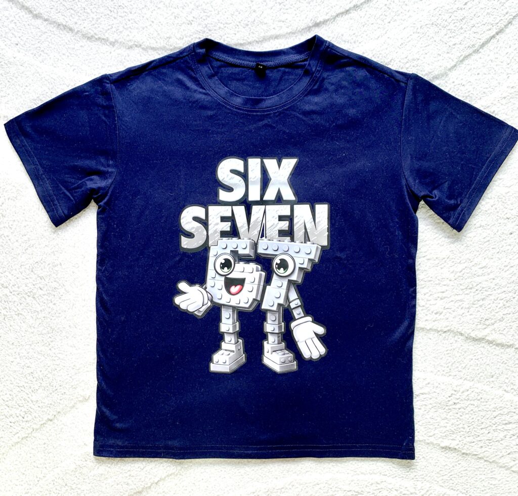 T-shirt Six Seven